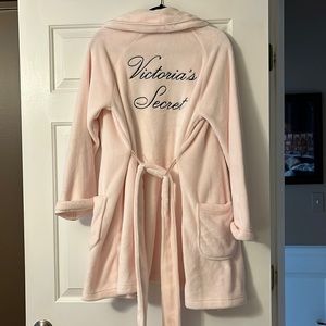 Victoria Secret Pink bathrobe